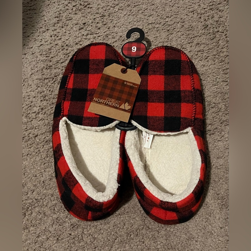 Red plaid fleece slippers